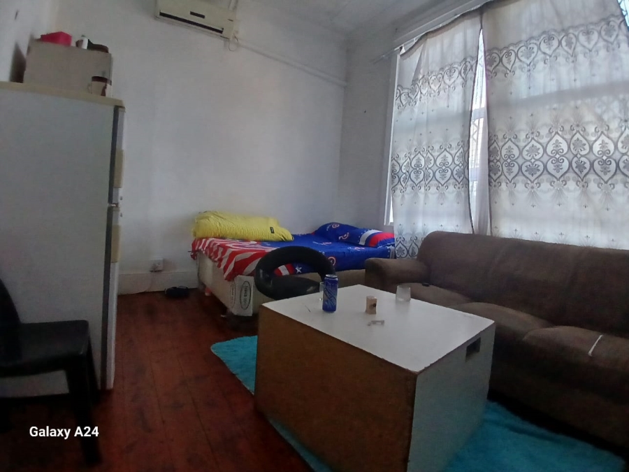 6 Bedroom Property for Sale in Quigney Eastern Cape